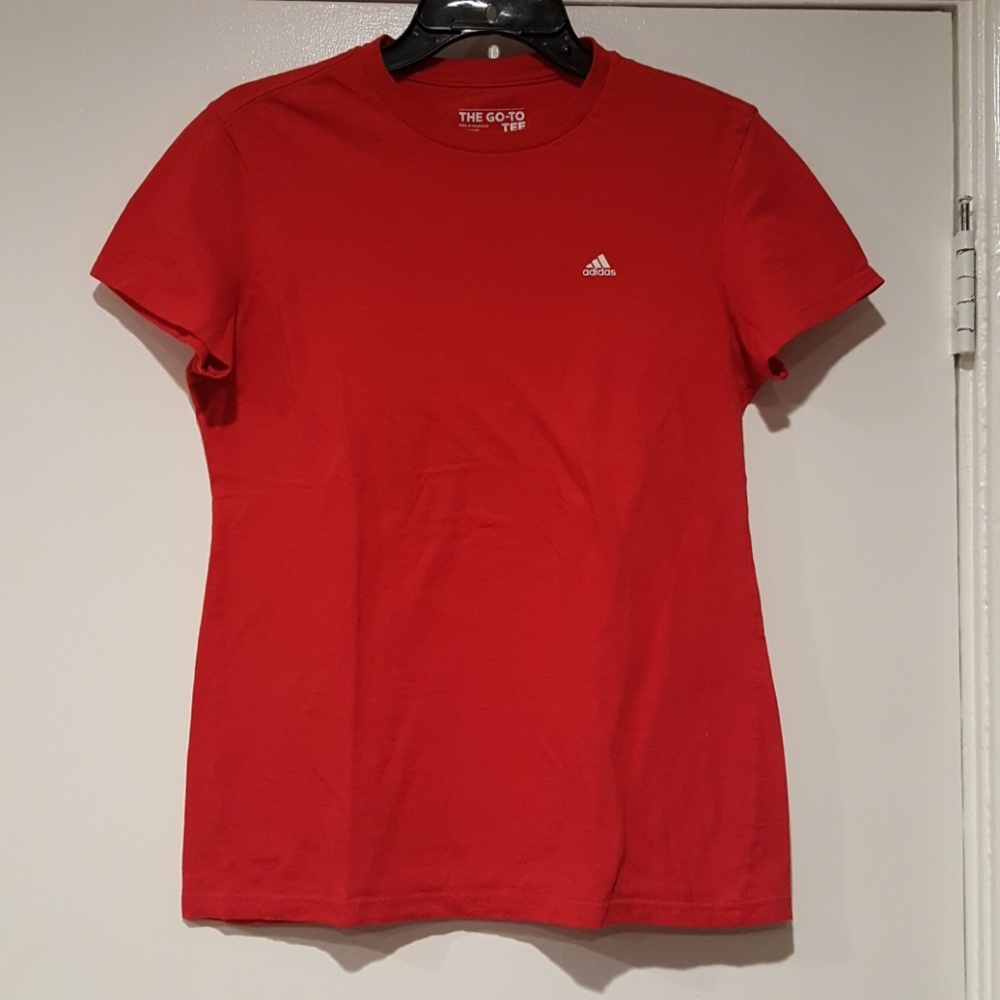 Adidas💥🏃‍♂️ Tee